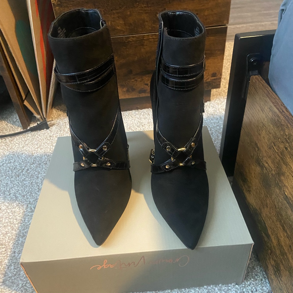 Jennifer Lopez Black Booties